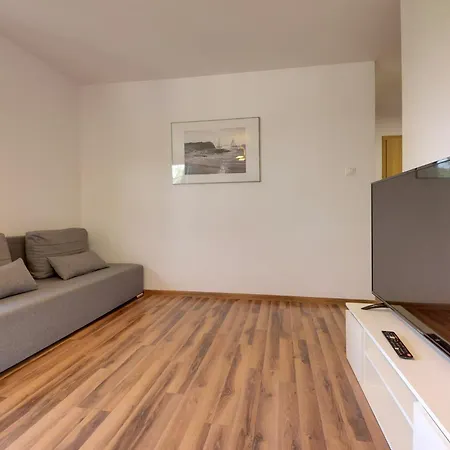 Rentplanet - Nadrzeczna Appartement