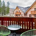 Rentplanet - Nadrzeczna Apartamento *