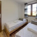 Rentplanet - Nadrzeczna كارباش