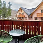 Rentplanet - Nadrzeczna شقة